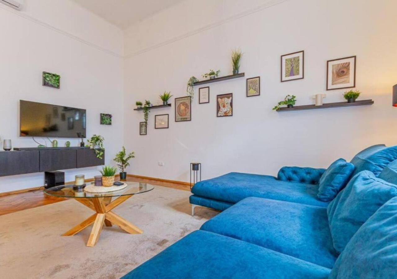 Luxury Apartment By The Famous Vaci Street Budapest Exteriör bild